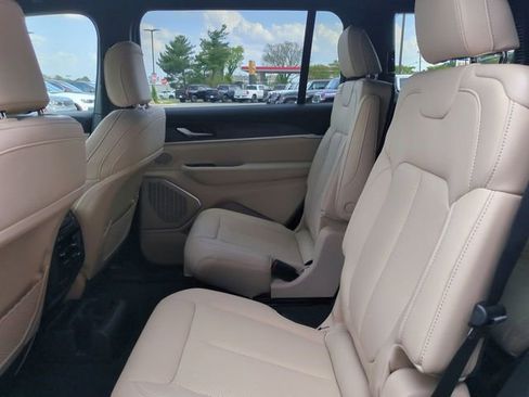 New 2026 Jeep Grand Cherokee L Limited w/ Luxury Tech Group II image 14