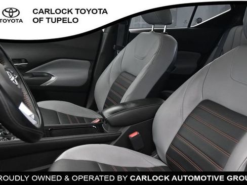 Used 2023 Nissan Kicks SR w/ SR Premium Package FWD image 18
