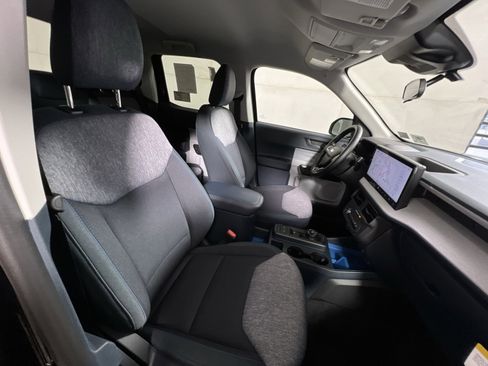 New 2025 Ford Maverick XLT w/ XLT Luxury Package image 24