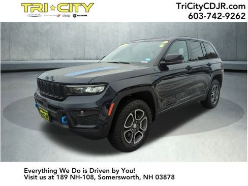 Used 2024 Jeep Grand Cherokee Trailhawk w/ Luxury Tech Group III image 1
