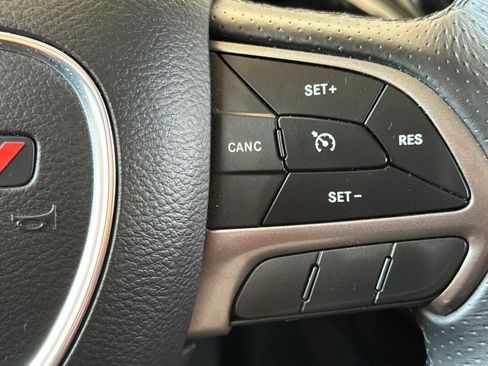 Used 2022 Dodge Durango SXT image 28