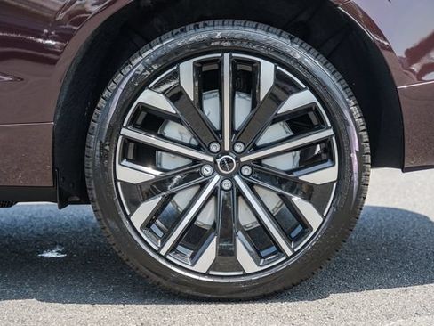 New 2026 Volvo XC60 T8 Ultra w/ Protection Package Premier AWD/4WD image 18