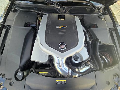 Used 2009 Cadillac STS V image 10