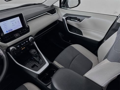 Certified 2024 Toyota RAV4 XLE image 25