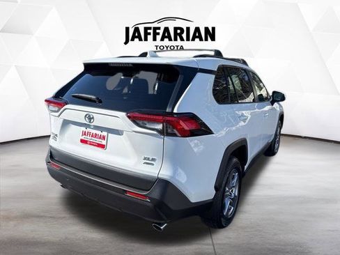 Certified 2022 Toyota RAV4 XLE w/ Convenience Package image 6