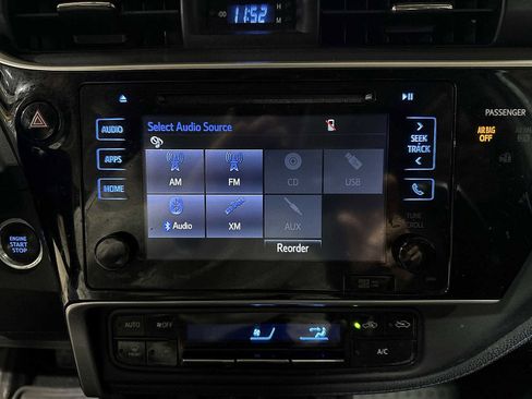 Used 2017 Toyota Corolla XSE image 21