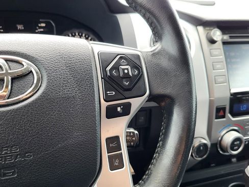 Used 2018 Toyota Tundra Platinum image 23
