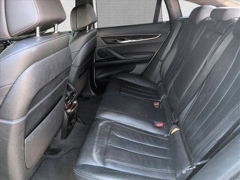 Used 2019 BMW X6 xDrive35i w/ M Sport Package image 17