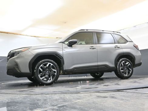 New 2025 Subaru Forester Premium image 39