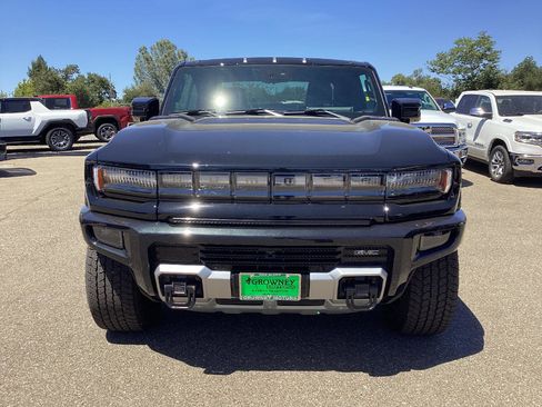 New 2025 GMC Hummer EV 2X image 2