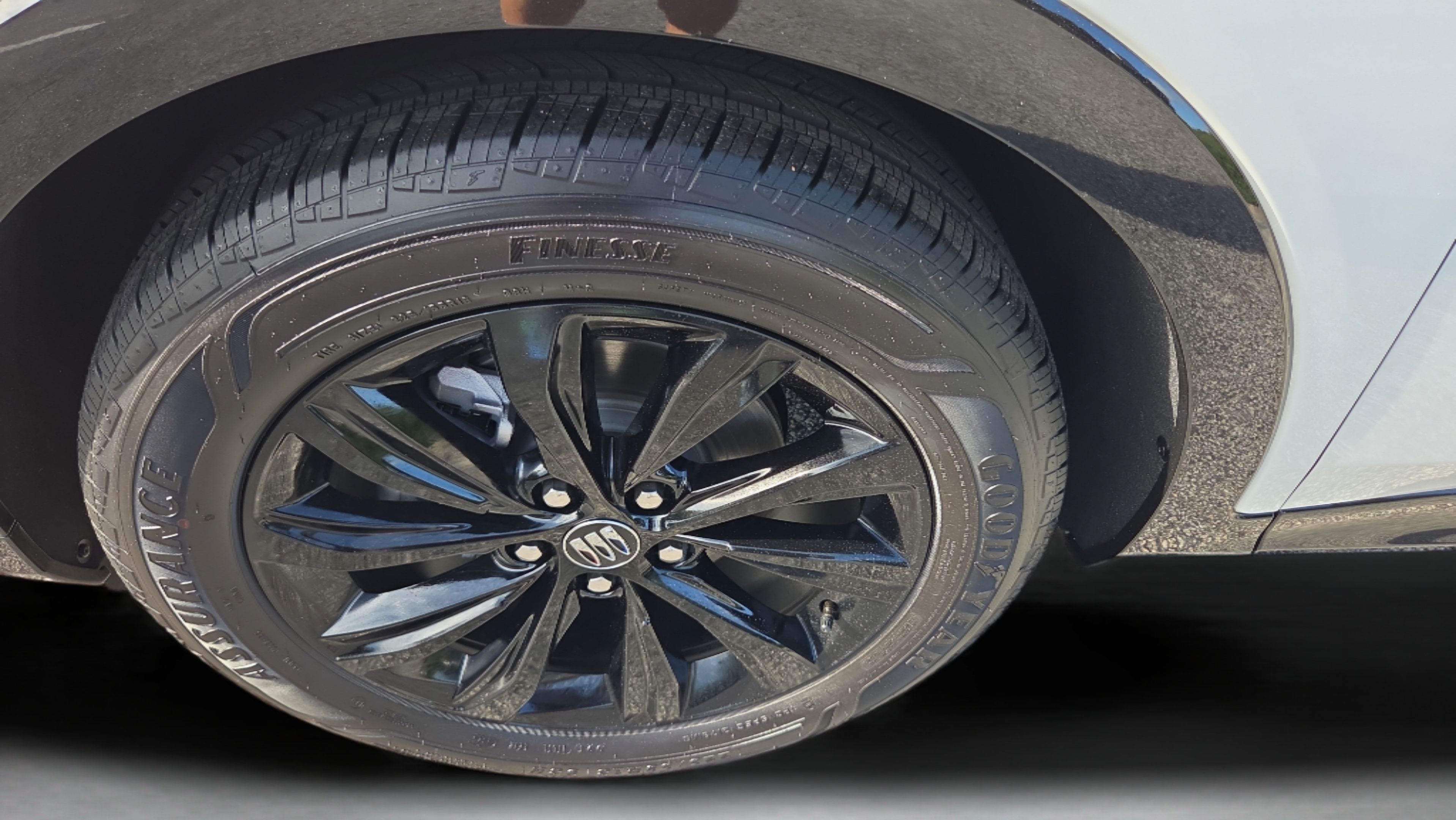 New 2026 Buick Envista Sport Touring w/ Convenience I Package FWD image 29