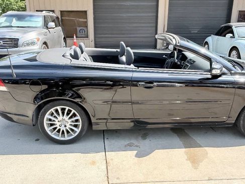 Used 2009 Volvo C70 T5 FWD image 17