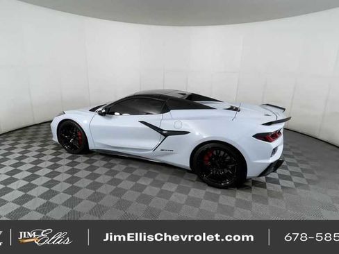 Used 2024 Chevrolet Corvette Z06 w/ Battery Protection Package image 7