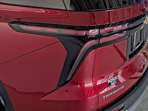 New 2026 Chevrolet Traverse LT w/ Driver Confidence Package FWD image 10