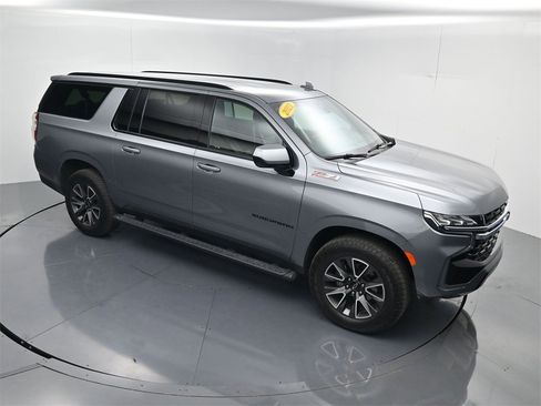 Used 2021 Chevrolet Suburban Z71 w/ Max Trailering Package image 42