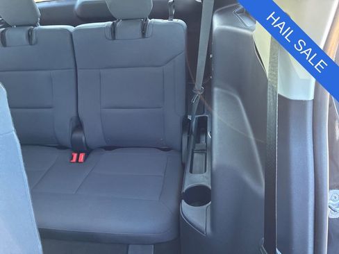 Used 2025 Ford Explorer Active AWD/4WD image 39
