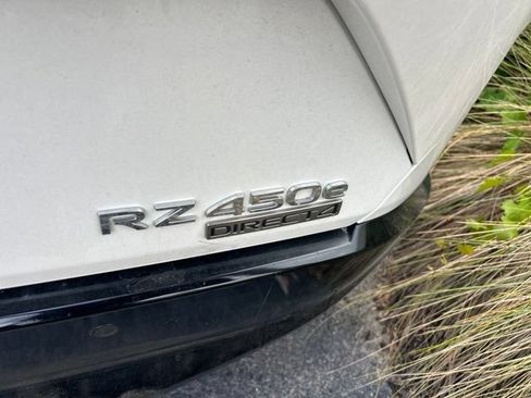 Used 2024 Lexus RZ 450e Premium w/ Cold Area Package AWD/4WD image 6