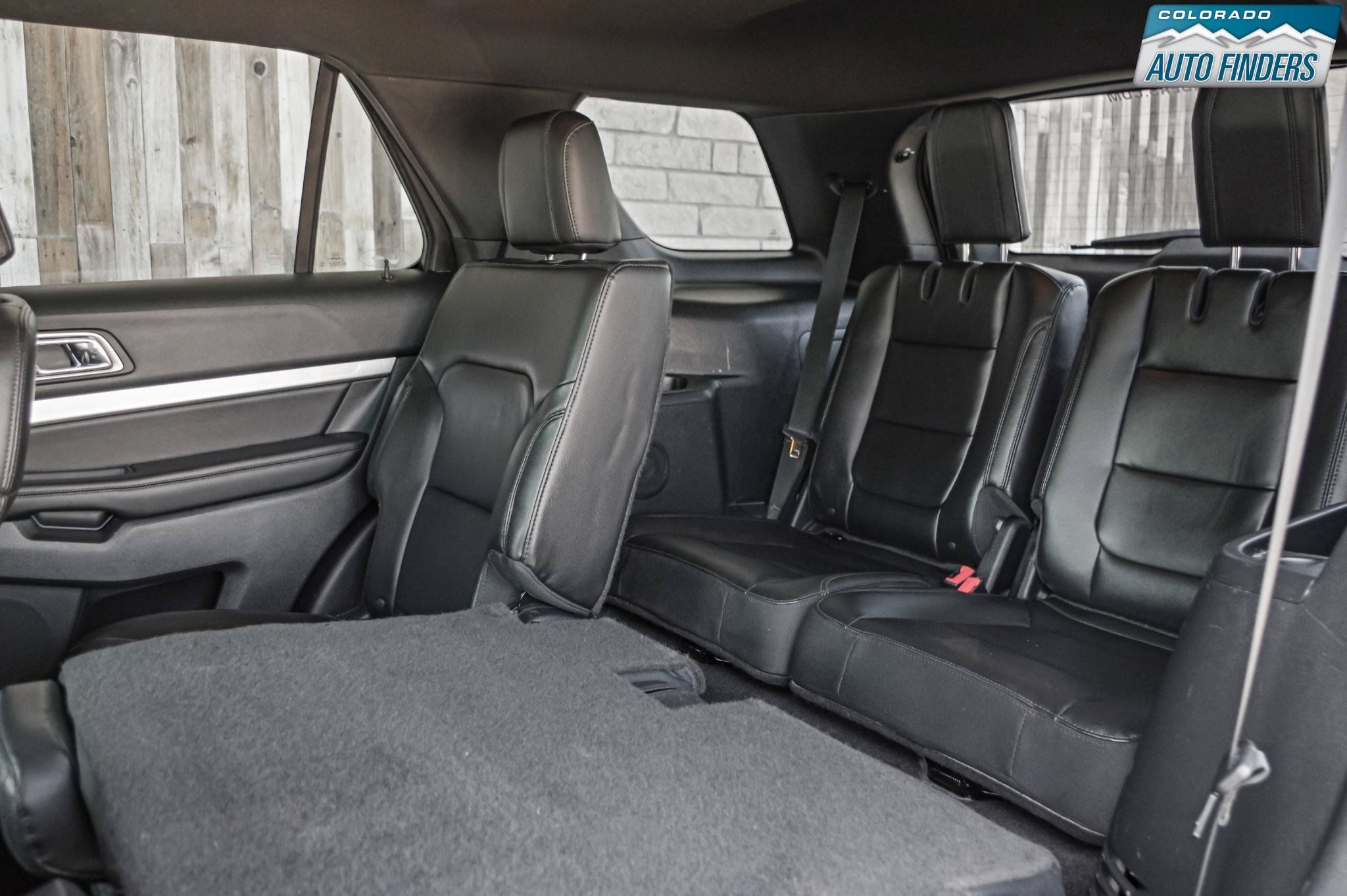 Used 2016 Ford Explorer XLT w/ Equipment Group 202A AWD/4WD image 25