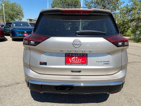 New 2026 Nissan Rogue Platinum AWD/4WD image 4