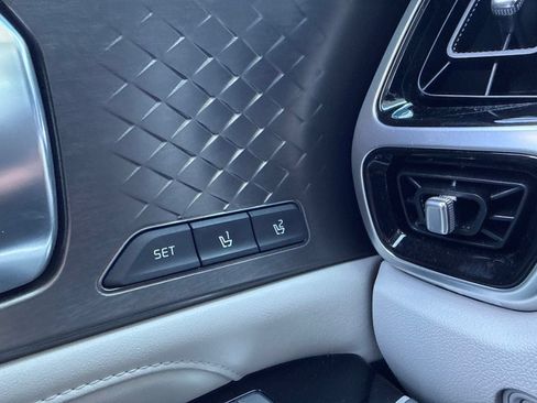 Used 2023 Kia Sorento SX Prestige AWD/4WD image 37