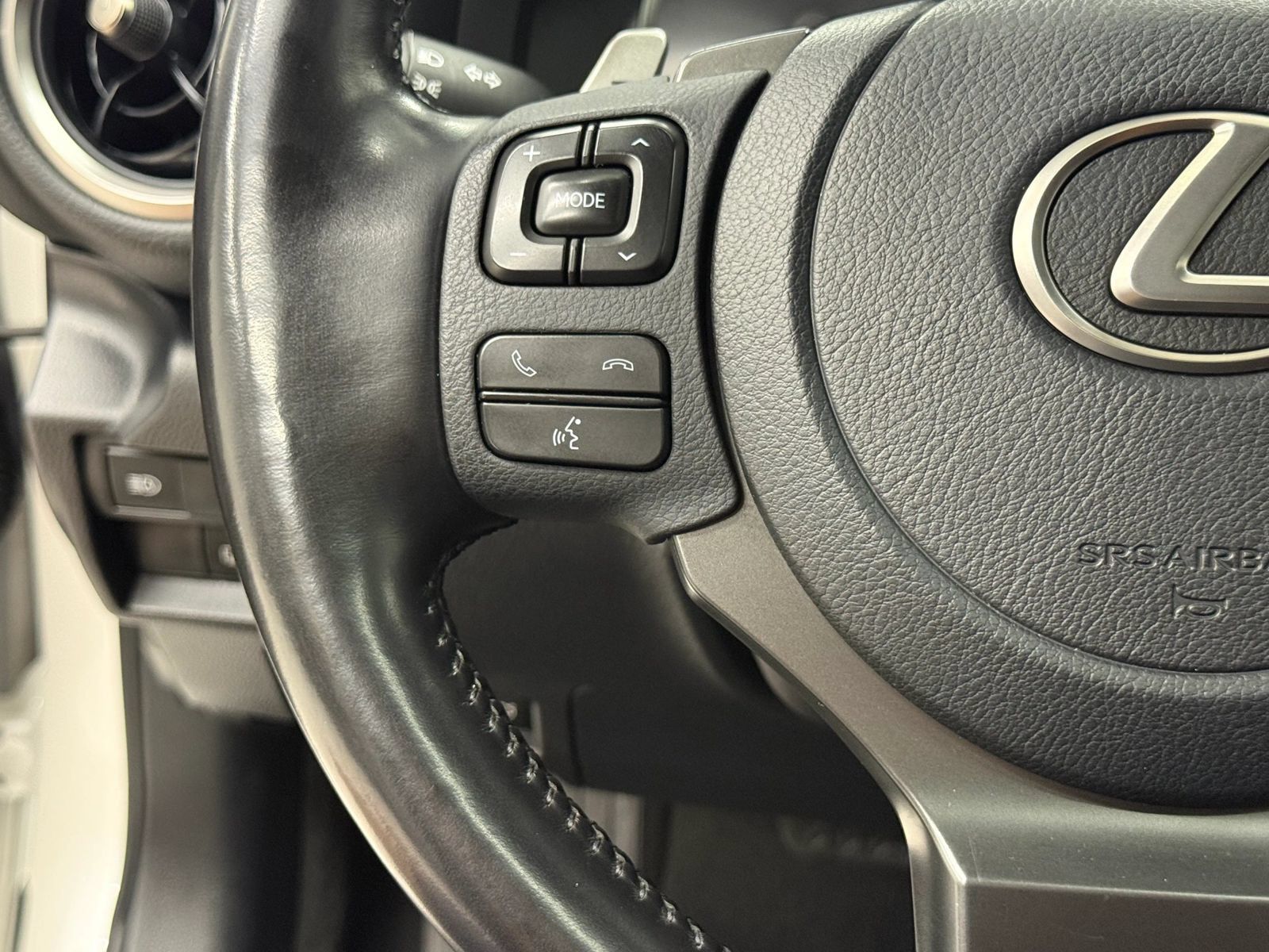 Used 2022 Lexus IS 300 w/ Premium Package RWD image 29