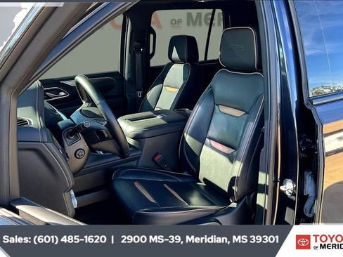 Used 2023 GMC Yukon AT4 w/ AT4 Premium Package image 17