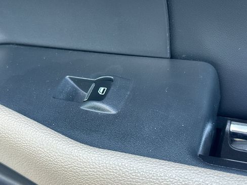 Used 2024 Ford Expedition Max Limited RWD image 21