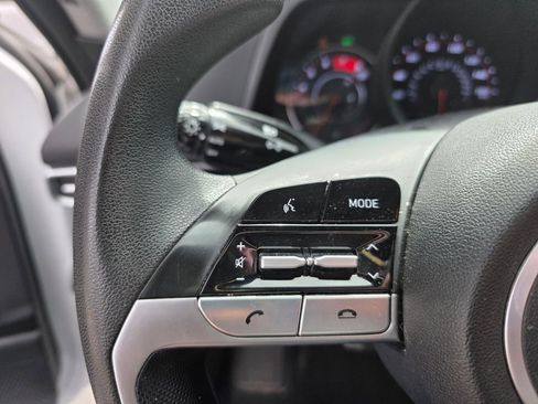 Used 2021 Hyundai Elantra SEL image 13