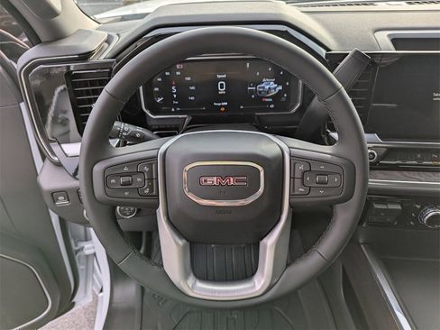 New 2026 GMC Sierra 2500 SLT w/ SLT Premium Package image 15