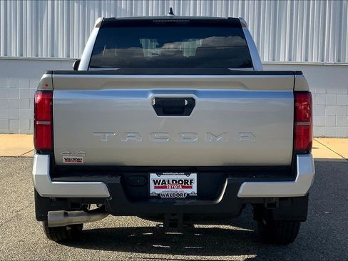 New 2025 Toyota Tacoma SR5 image 5
