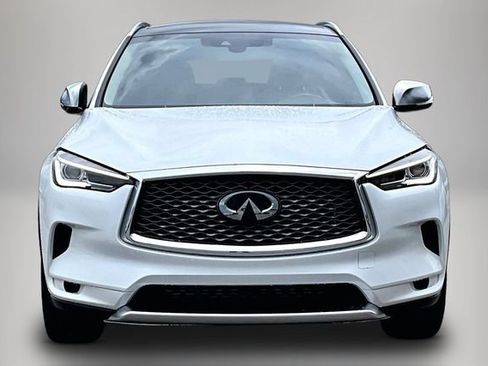 Used 2023 INFINITI QX50 Luxe w/ Accent Package AWD/4WD image 3