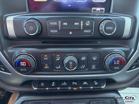 Used 2018 GMC Sierra 1500 SLT image 19