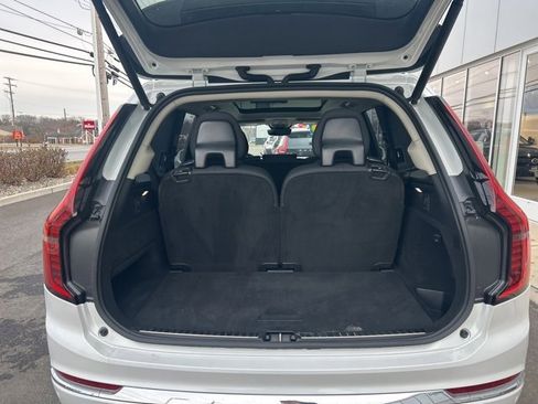 Certified 2025 Volvo XC90 B6 Plus image 11