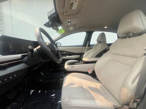 Certified 2023 Nissan Ariya AWD image 18