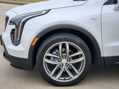 Certified 2023 Cadillac XT4 Sport w/ Enhanced Visibility Package image 8