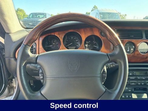 Used 2003 Jaguar XK8 Convertible RWD image 19