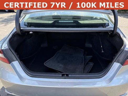Used 2024 Toyota Camry SE w/ Cold Weather Package FWD image 12
