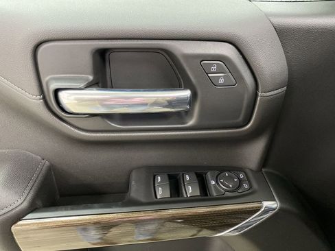 Used 2022 Chevrolet Silverado 1500 LT Trail Boss image 20