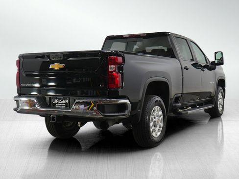 Used 2024 Chevrolet Silverado 3500 LT w/ Safety Package AWD/4WD image 5