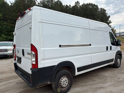 Used 2024 RAM ProMaster 2500 w/ Convenience Group FWD image 8
