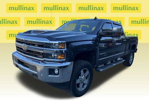 Used 2019 Chevrolet Silverado 2500 LTZ w/ Duramax Plus Package image 4