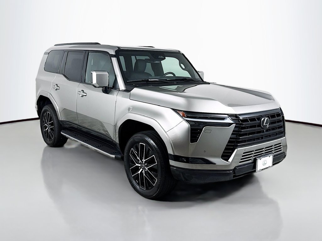 Used 2024 Lexus GX 550 w/ Accessory Package (2T) AWD/4WD image 3