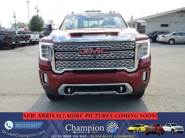 Used 2023 GMC Sierra 3500 Denali w/ Denali Ultimate Package AWD/4WD image 2