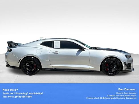 Used 2018 Chevrolet Camaro ZL1 RWD image 4