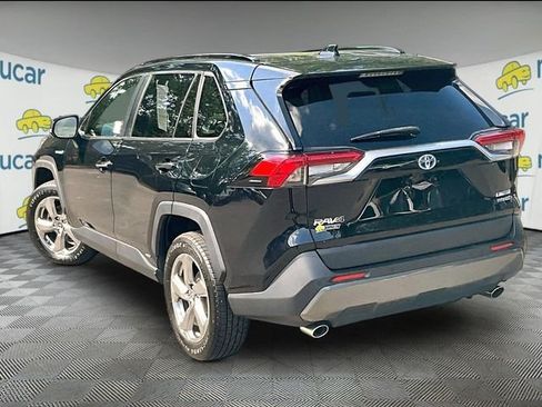 Used 2019 Toyota RAV4 Limited AWD/4WD image 2
