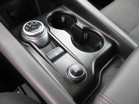 Used 2026 Ford Explorer Active RWD image 21