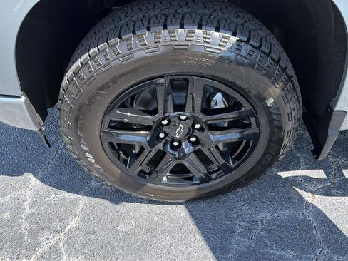 New 2026 Chevrolet Silverado 1500 Custom w/ Turbomax Blackout Package AWD/4WD image 32