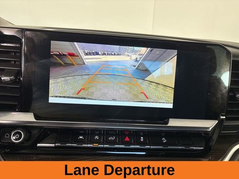 Used 2025 Chevrolet Silverado 1500 LT image 15