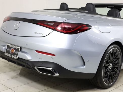 Used 2024 Mercedes-Benz CLE 300 4MATIC Cabriolet image 43