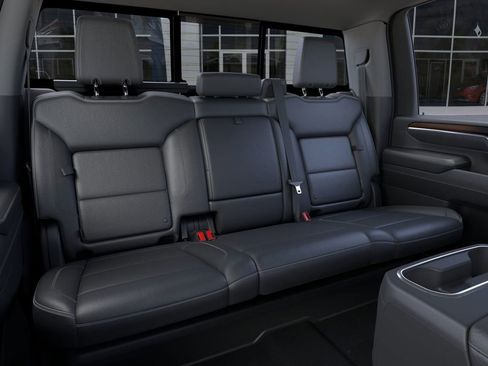 New 2025 GMC Sierra 2500 Denali w/ Technology Package AWD/4WD image 17